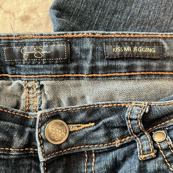 Jessica Simpson Kiss Me Jeggins Jeans RR12 - Picture 3 of 5
